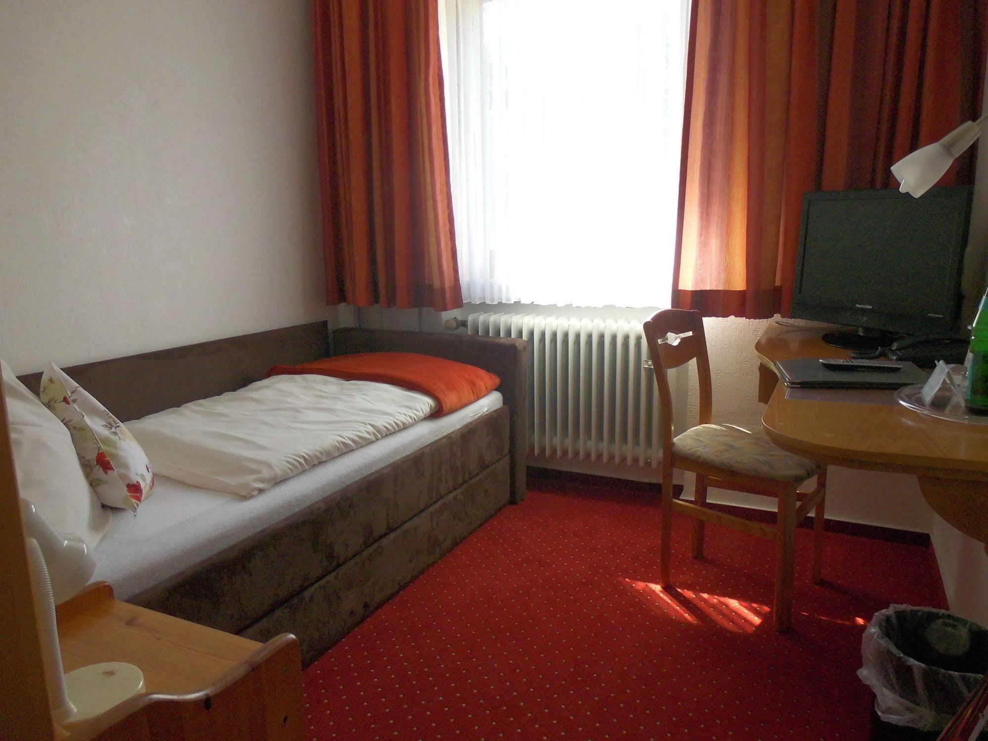 Hotel Schoos Fleringen Exterior photo